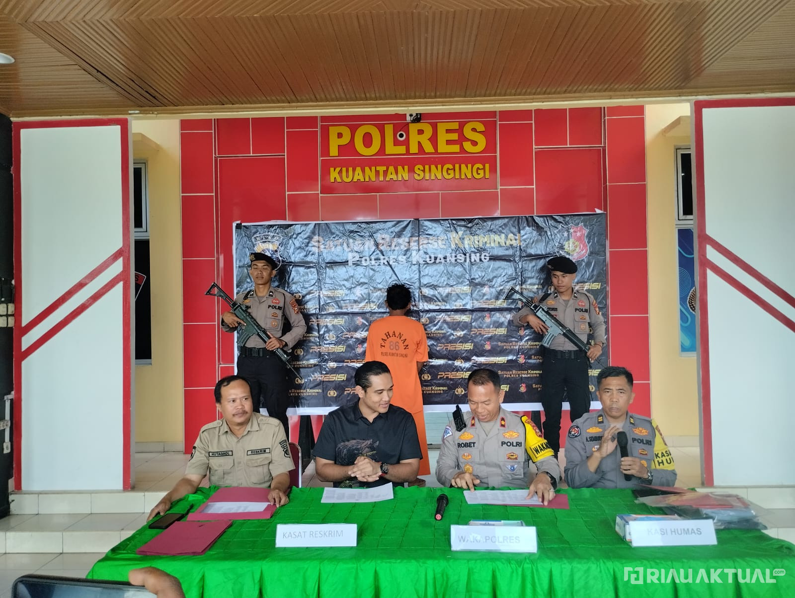 Bejat! Terpengaruh Sabu Ayah di Kuansing Tega Setubuhi Anak Kandungnya Hingga Ratusan Kali