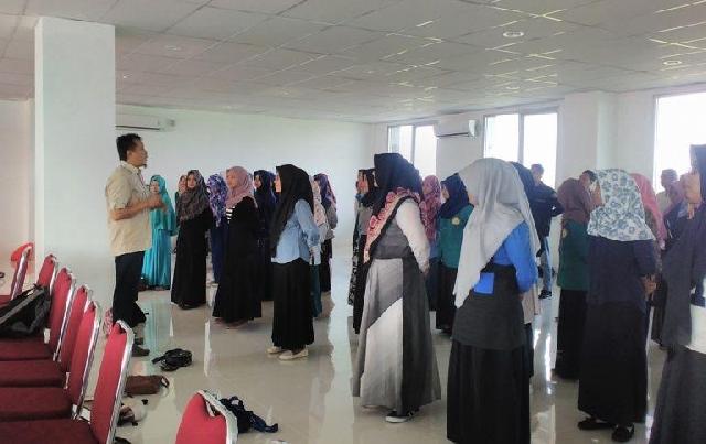 Ikuti Pesantren Ramadhan, Mahasiswa Penerima Beasiswa Umri Diharapkan Lebih Percaya diri
