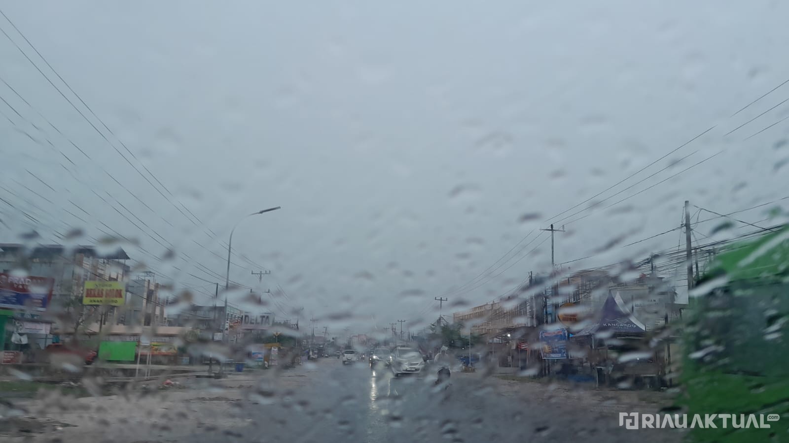 Hujan Deras Berpotensi Guyur Sejumlah Wilayah di Riau, Warga Diminta Waspada Petir dan Angin Kencang