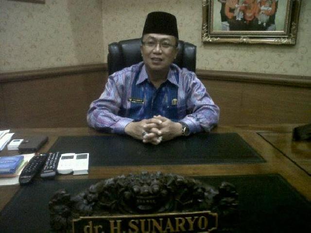 Pembentukan Panitia Pemilihan Wagubri Ditunda