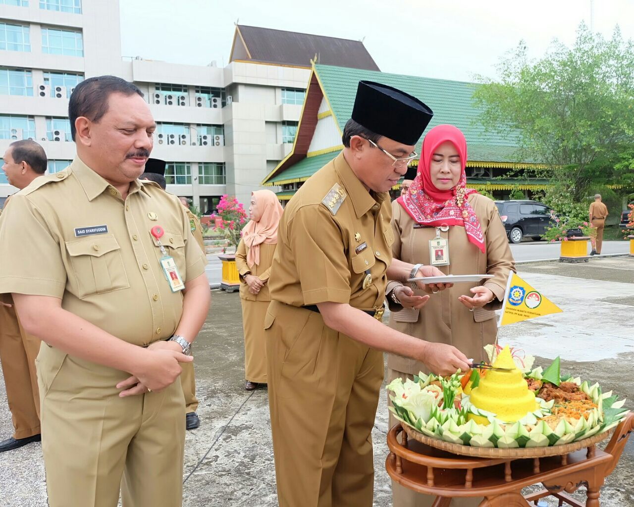 Bupati Inhil Imbau Jajaran Pemkab Jaga Konsistensi Kinerja Positif