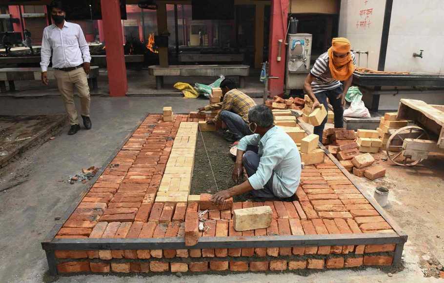 Gawat! Covid di India: Jangankan Rumah Sakit, Krematorium Pun Penuh