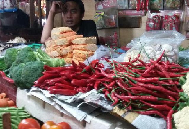 Cabai Merah Tembus Rp 80.0000/Kg di Pasar Tebet