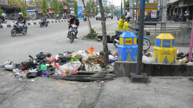 Walikota Deadline PT MIG, Atasi Sampah Hingga Jumat