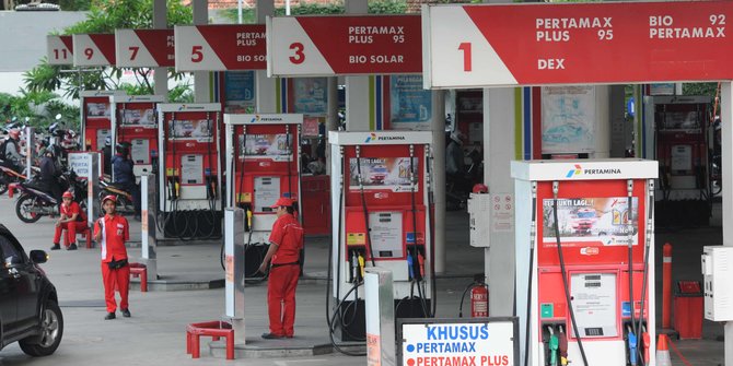 Mobil Pribadi Hanya Boleh Isi BBM Subsidi 60 Liter per Hari