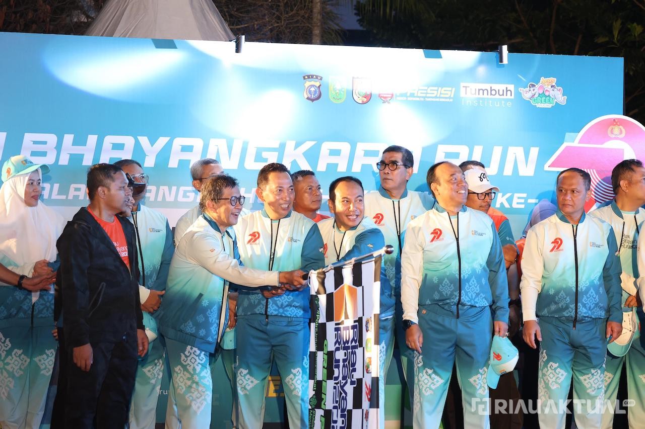 Kapolri Lepas Bhayangkara Run, 13.000 Pelari Ramaikan Pekanbaru