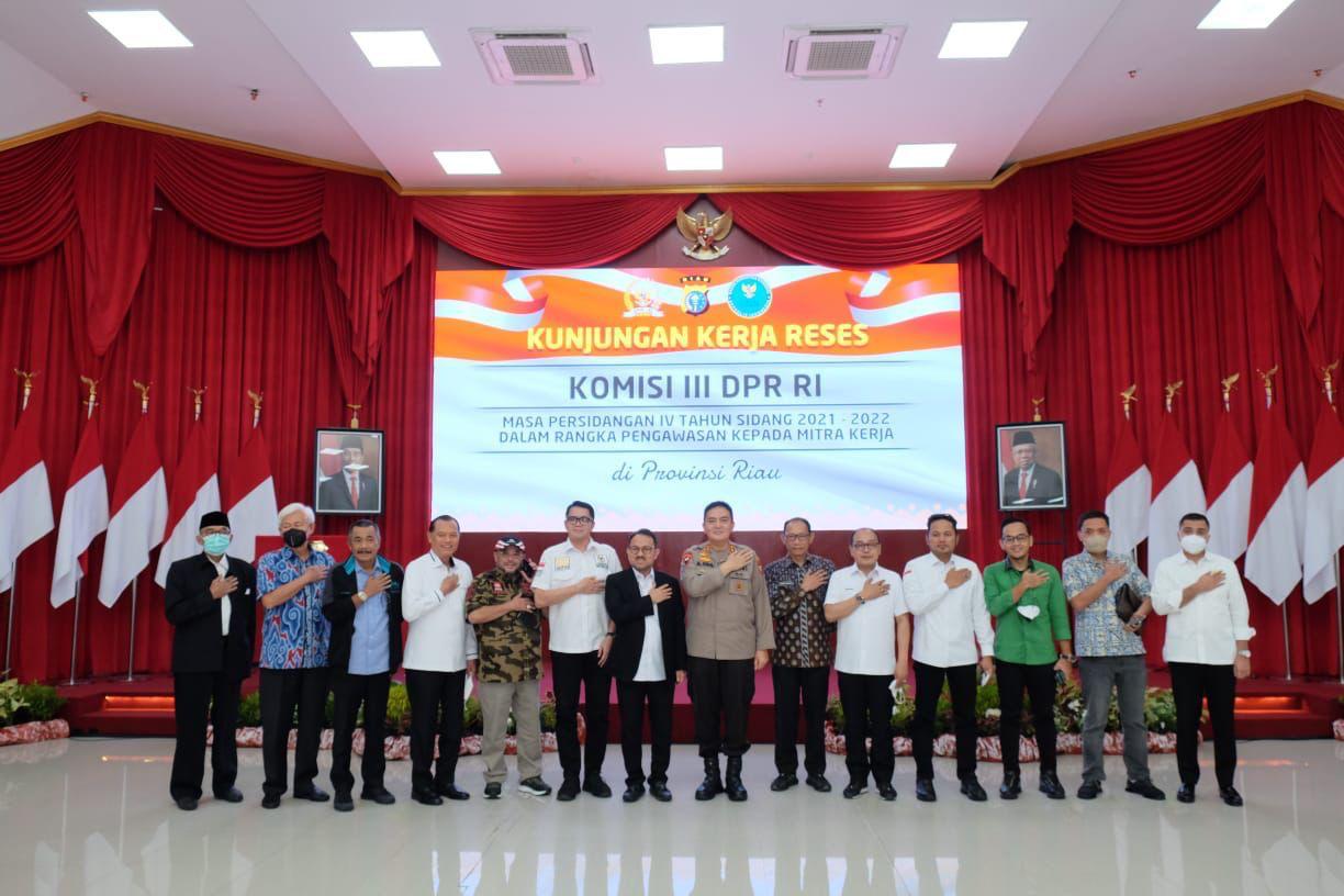 Perusahaan Besar Diduga Rambah Kawasan Hutan Riau