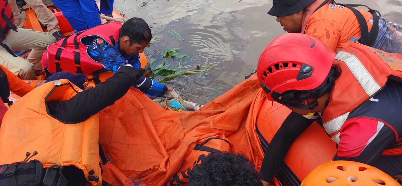 Remaja Yang Tenggelam di Sungai Siak Ditemukan Meninggal Dunia