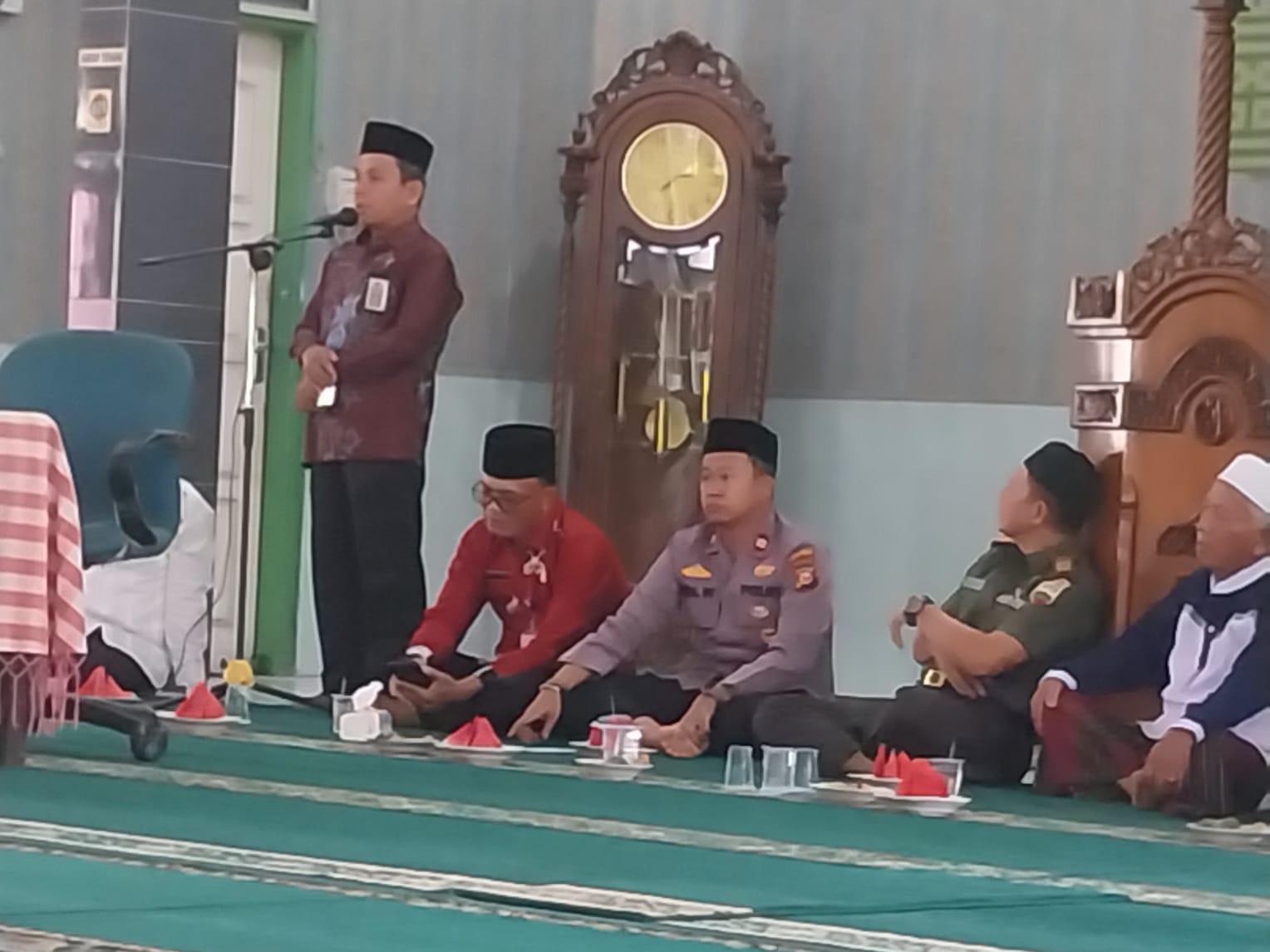 Polsek Kuantan Hilir Hadiri Pelepasan 20 Calon Jemaah Haji 2025