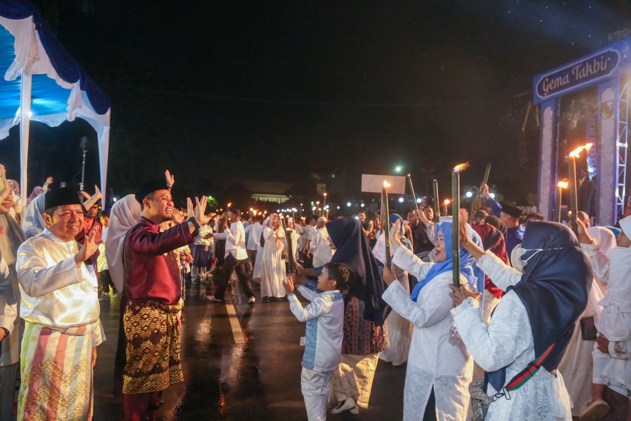 Wako Agung Lepas Ribuan Peserta Pawai Takbir Idul Adha 1446 H