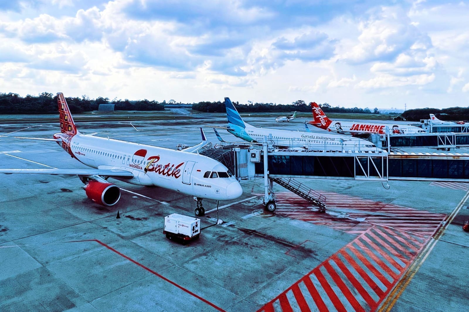 Tiga Penerbangan di Bandara SSK II Pekanbaru Delay Akibat Kabut Tebal