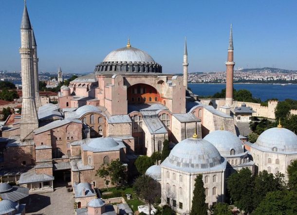 Presiden Turki Erdogan Kembalikan Hagia Sophia Jadi Masjid, Digunakan Salat Jumat Perdana 24 Juli