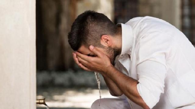 Puasa, Berkumurlah 2 Kali Setiap Hari, Cek Penjelasannya