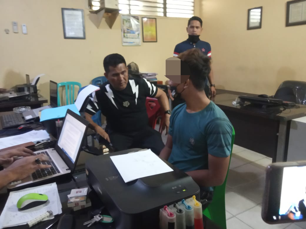 Gagal Beraksi, Jambret HP di Pekanbaru ini Dihajar Warga