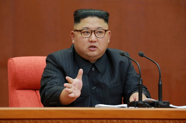 Beredar Video Kim Jong-un Menangis karena Ekonomi Korut Kacau