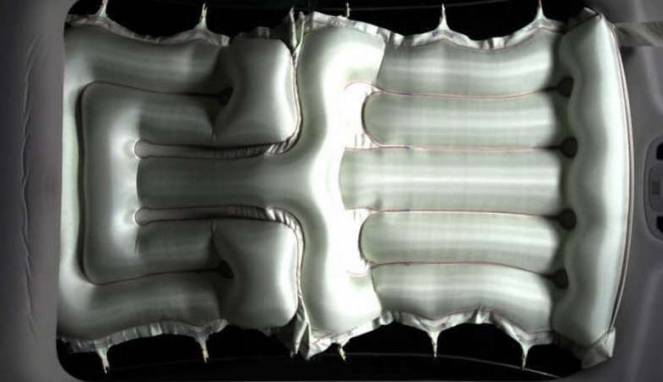 Terobosan Baru 'Airbag Sunroof', Aman Jika Mobil Terbalik