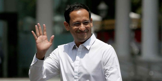 Soal Guru Honorer, Nadiem Angkat Tangan