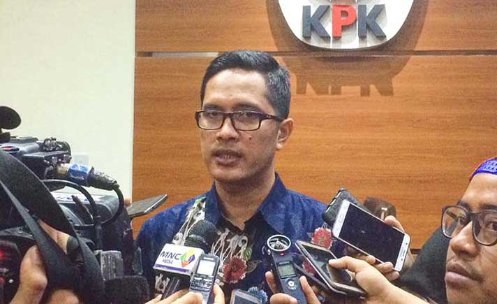Wali Kota Blitar Serahkan Diri ke KPK, Bupati Tulungagung Belum