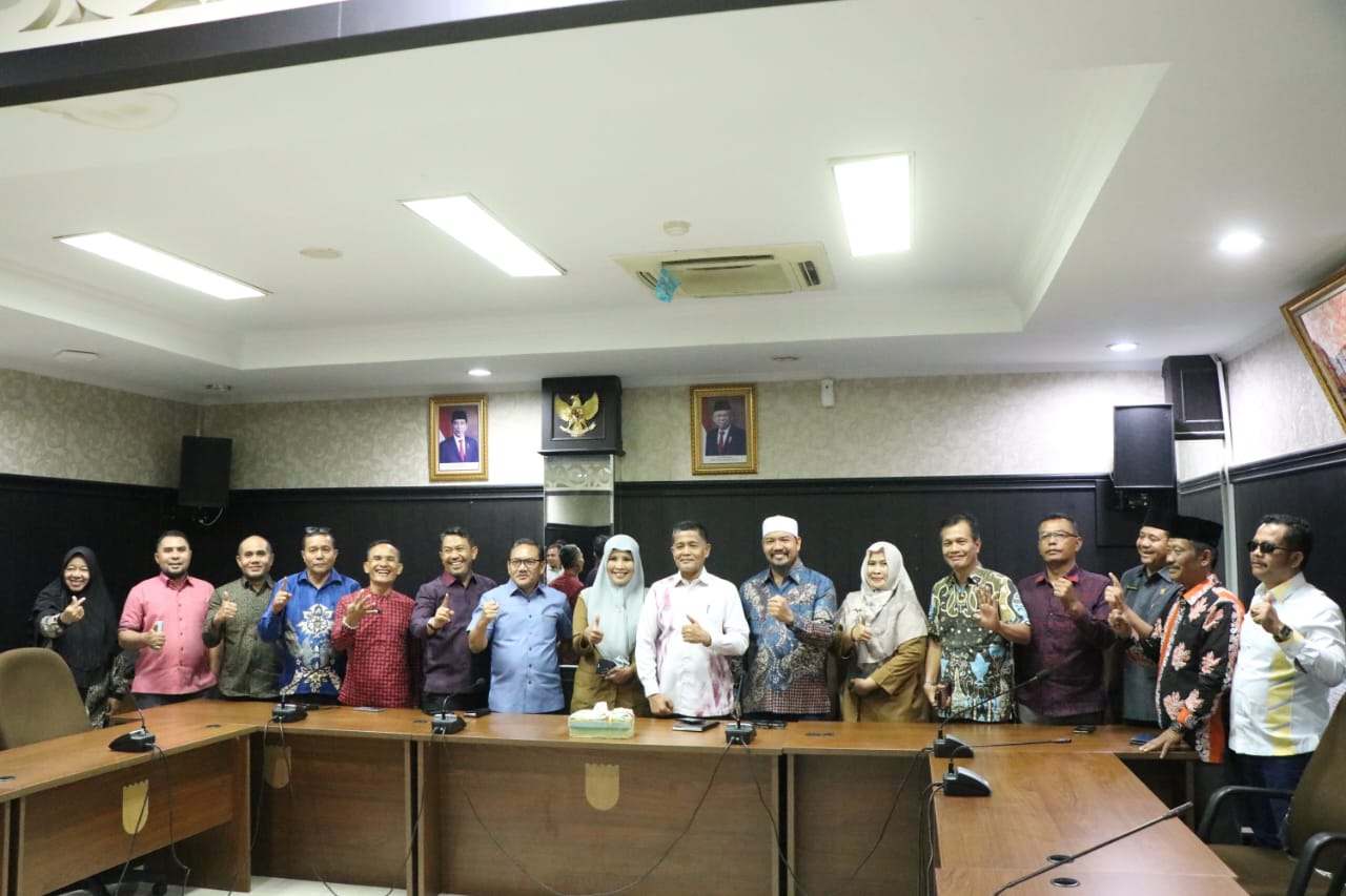 Wakil Ketua Bersama Banmus DPRD Siak Kunker ke DPRD Riau