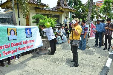 Demo Simpatisan PDS Tak Disambut Pimpinan Dewan dan Sekwan