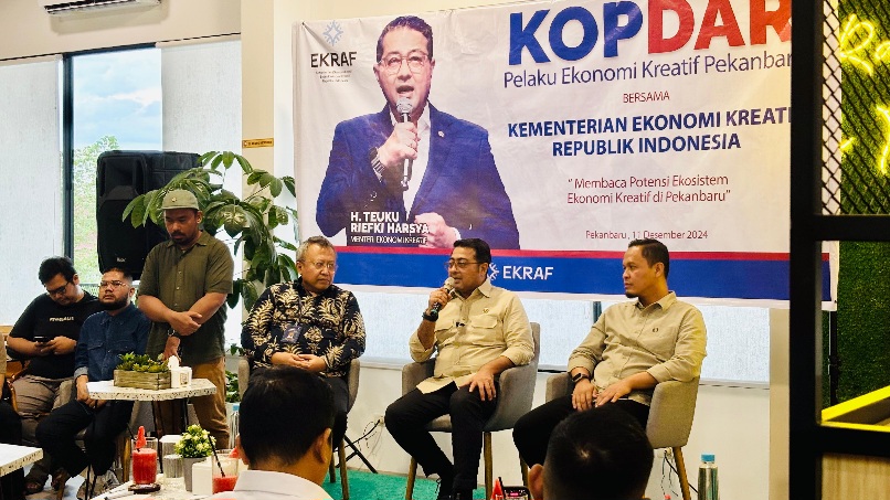 Menteri Ekonomi Kreatif dan Agung Nugroho Dorong Pengembangan Ekonomi Kreatif di Pekanbaru