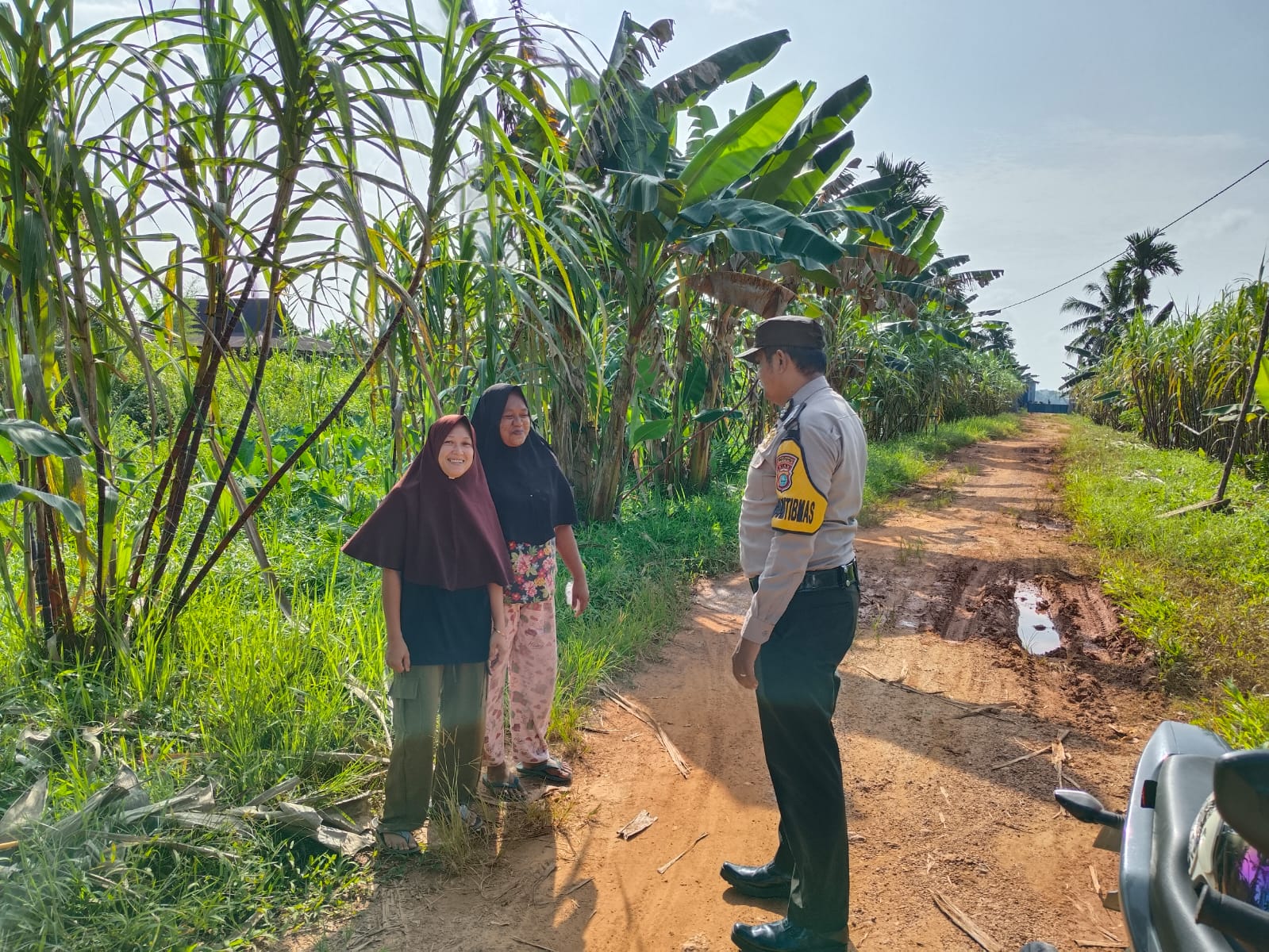 Polsek Tempuling Cooling System di Desa Teluk Kiambang untuk Jaga Situasi Aman Jelang Pemilu 2024