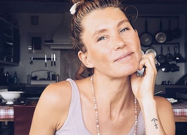 Wanita ini Berhenti Minum Air Sejak Tahun Lalu, Mengaku Lebih Sehat