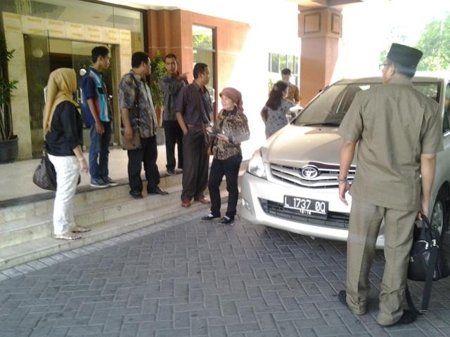 Pansus LKPj Kunker ke DPRD Surabaya