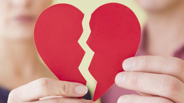 Berpisah Sebelum Halal, Bisa Jadi Karena Allah Sangat Menyayangimu