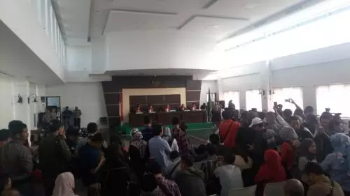 Tok! Buni Yani Divonis 1,5 Tahun Penjara karena Edit Video Ahok