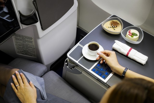 Tiga Makanan yang Harus Dihindari saat Minum Kopi