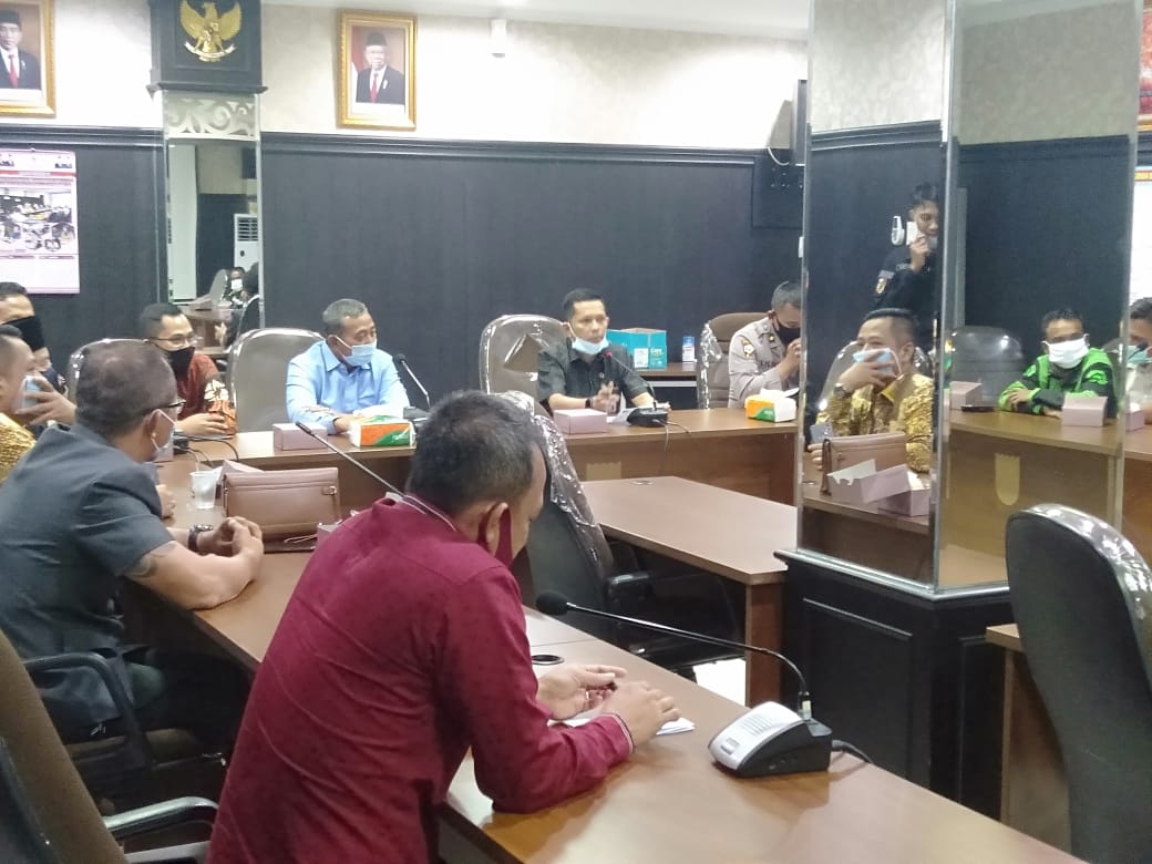 Manajemen PT GoJek Tak Hadiri Panggilan DPRD Pekanbaru