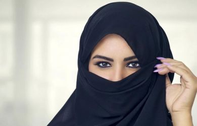 Jadi Ini Rahasia Kecantikan Ala Wanita Arab Saudi, Pantes Aja!