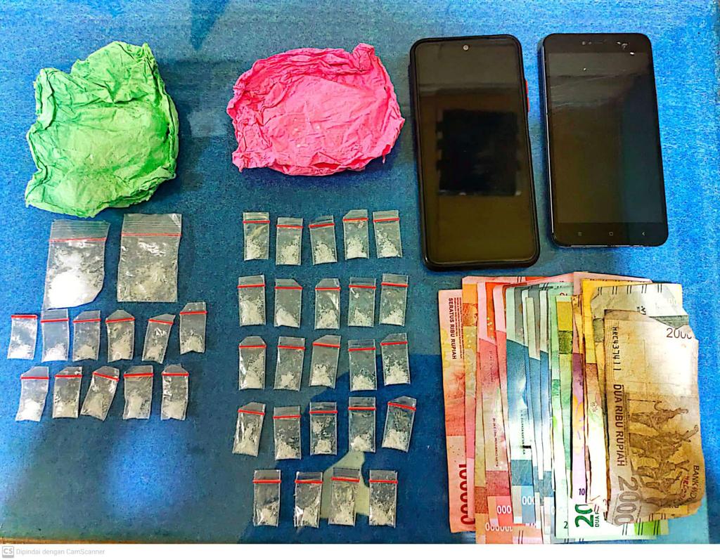 IRT Nyambi Jual Narkoba, Puluhan Paket Sabu dan Uang Tunai Diamankan dari Rumah