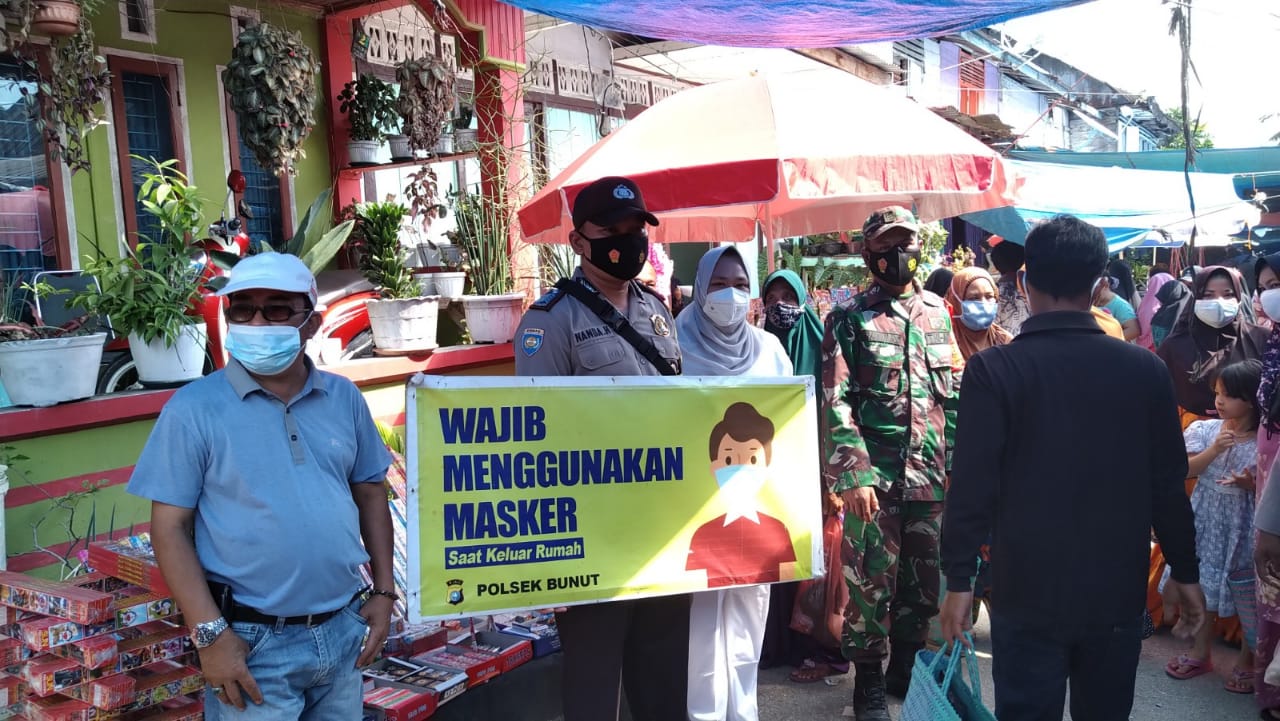 Polsek Bunut Pastikan Masyarakat Terapkan Prokes di Keramaian