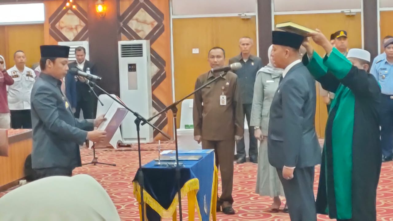 Miflihun Lantik Indra Pomi Jabat Sekda Pekanbaru