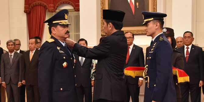 Dilantik Presiden, Marsekal Hadi Tjahjanto sah jadi Panglima TNI