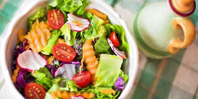 Konsumsi 5 Jenis Makanan Ini untuk Tangkis Dampak Buruk dari Polusi