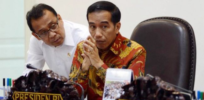 Jokowi Offside Tunjuk Mensesneg Cari Cawapres