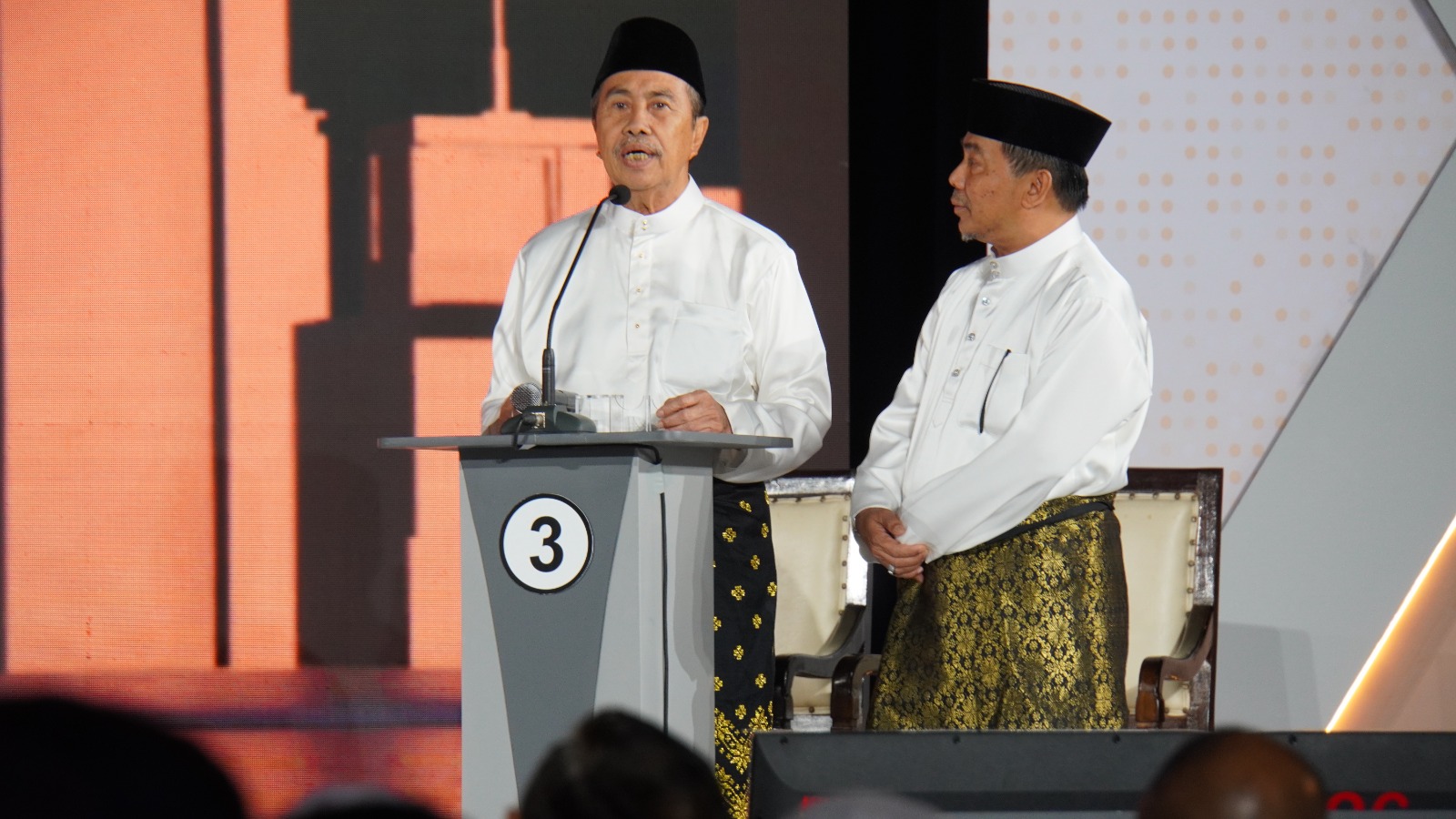 Syamsuar Tak Minta Debat Diulang Meski Viral Panelis Temui Paslon Lain