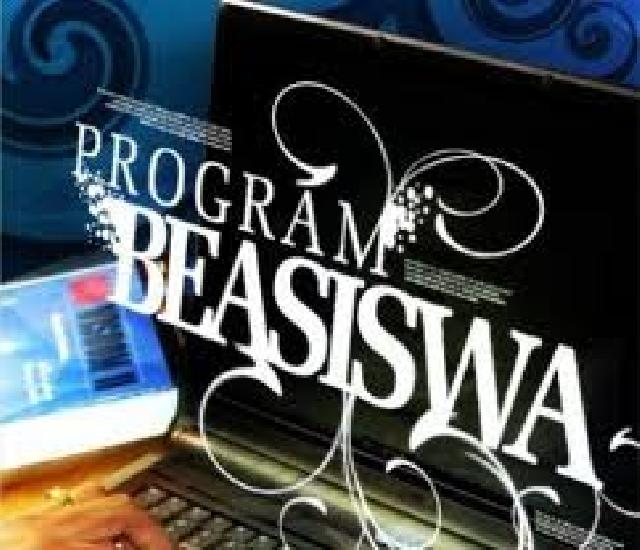 Disdik Riau Kaji Penghapusan Beasiswa S2 dan S3