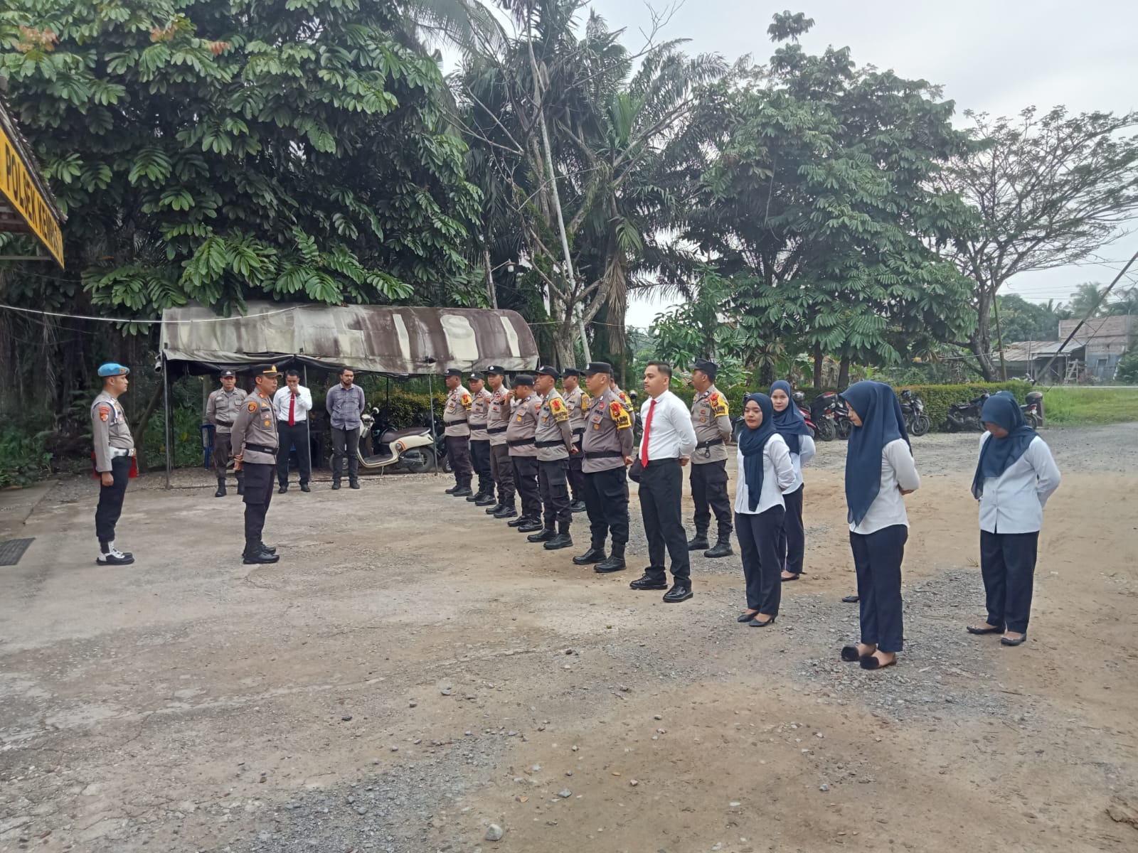 Kapolsek Kempas Tekankan Netralitas Personel dalam Pilkada