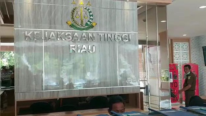 Kadis PUPR Pelalawan Ditetapkan Sebagai Tersangka, Terancam 7 Tahun Penjara