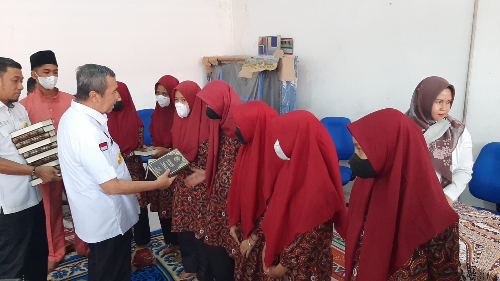 Ulang Tahun ke 68, Gubri Syamsuar Berbagi Bersama Panti Asuhan Sri Mujinab