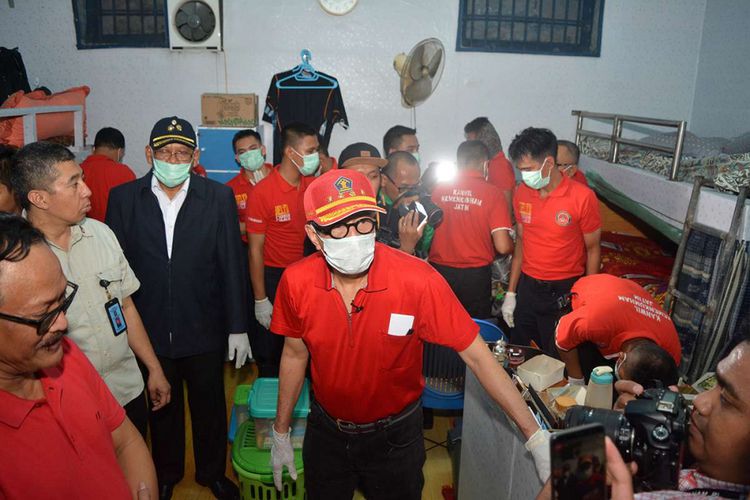 Fadli Zon: Apakah Presiden Jokowi Berani Beri Sanksi ke Menkumham?