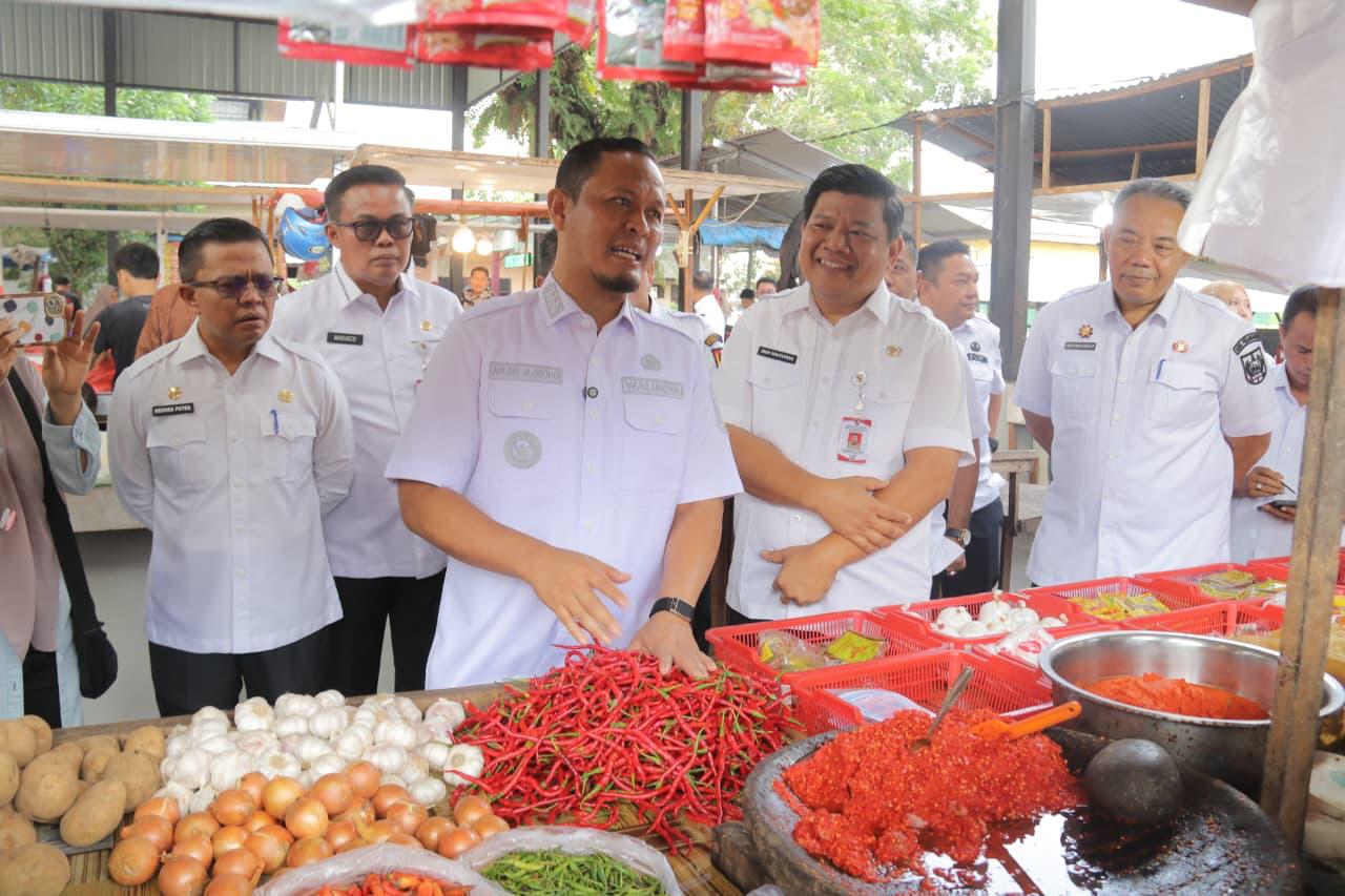Harga Cabai Tembus Rp100 Ribu, Wali Kota Pekanbaru Turun Tangan Gelar Pasar Murah