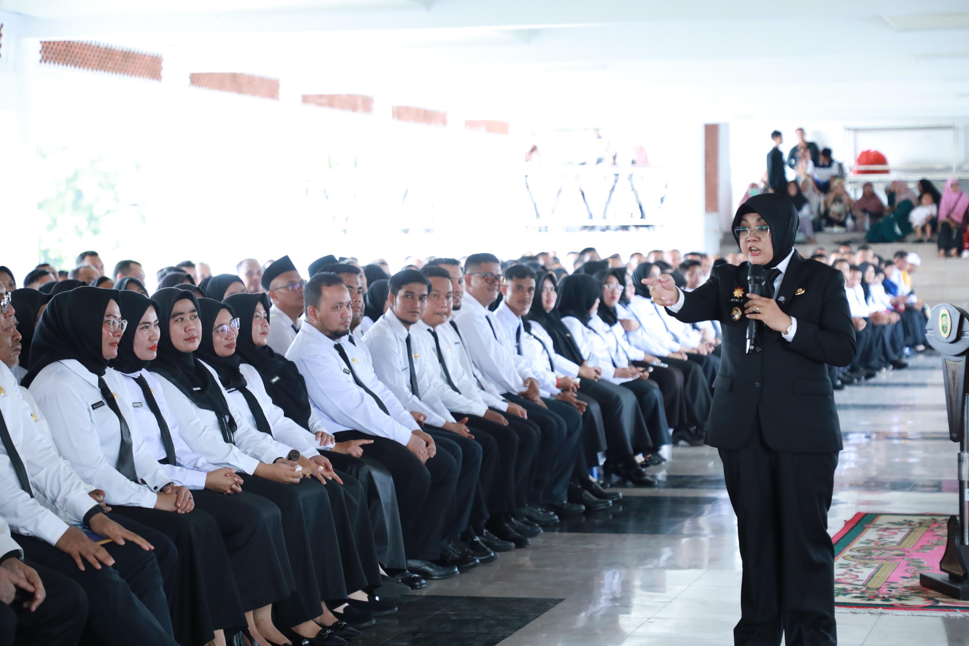 Lantik 667 ASN Siak, Bupati Afni: Kerja Tanggung Jawab, Jangan Banyak Duduk di Kedai Kopi