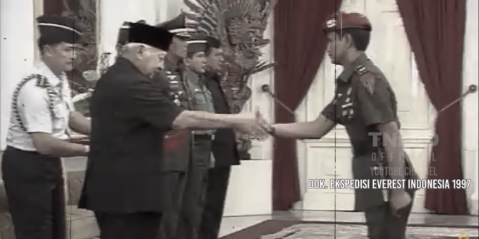 Prajurit TNI Ini Tuntaskan Misi Sulit dari Prabowo, Pas Pulang Dijemput 20 Jenderal