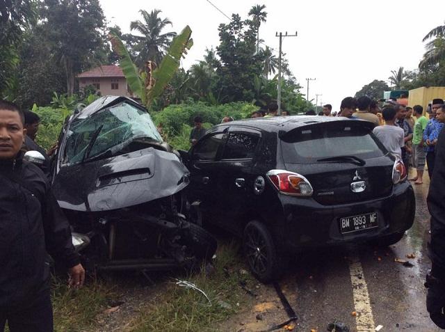 4 PNS Pelalawan Kecelakaan di Jalintim, 2 Tewas Seketika