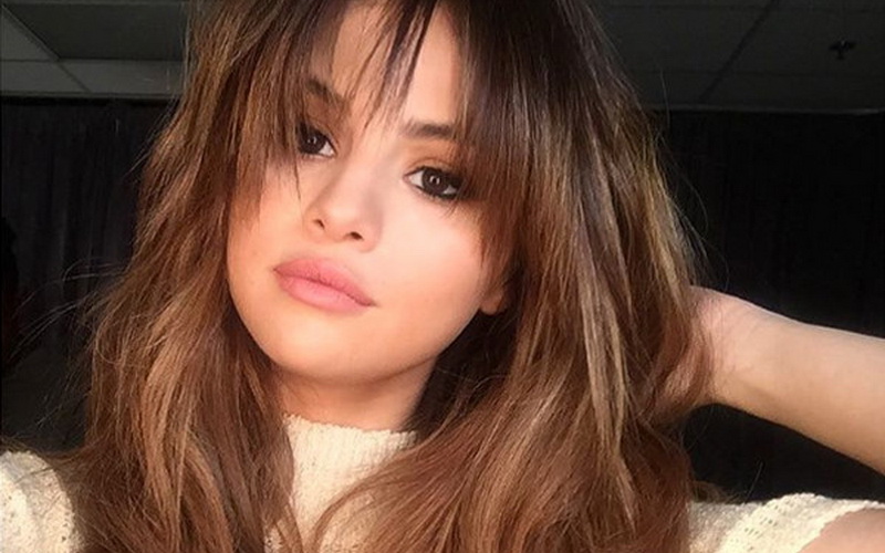 Selena Gomez Nekat Bongkar Aib 'Diperkosa' saat Remaja